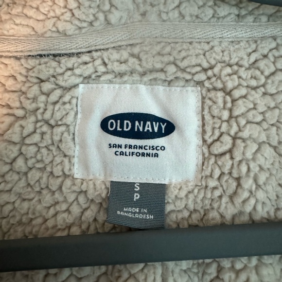 Heavy coat with fluffy soft inside - Picture 3 of 3